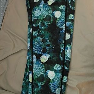 Constantly Varied Gear Mermaid Skulls full length leggings XL